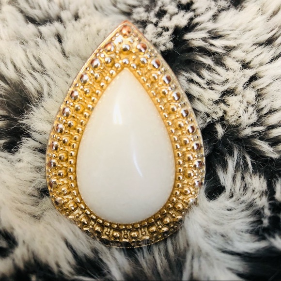 Samantha Wills Jewelry - *SOLD* Samantha Wills White & Gold Bohemian Bardot Adjustable Ring w/Wooden Box